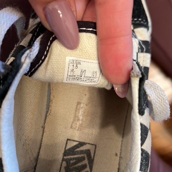 Vans kids size 1.5 - Picture 2 of 3